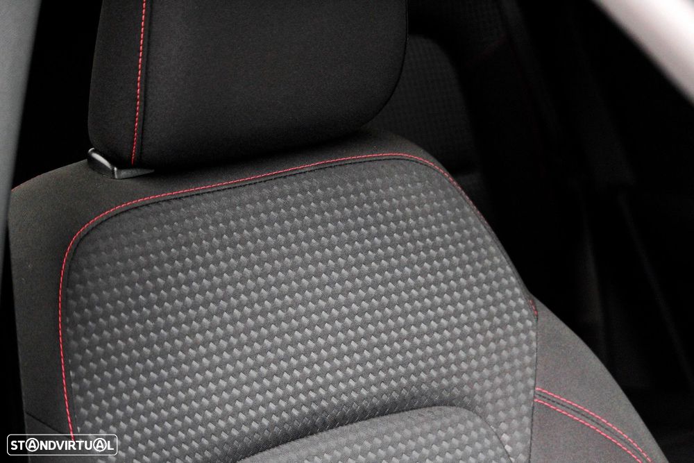 Ford Kuga 1.5 EcoBoost ST-Line - 20