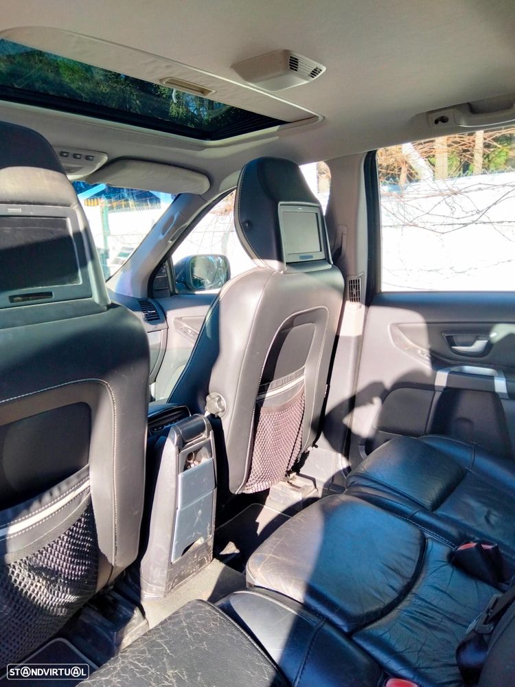 Volvo XC 90 2.4 D5 7L R-Design AWD 215g Geartronic - 7