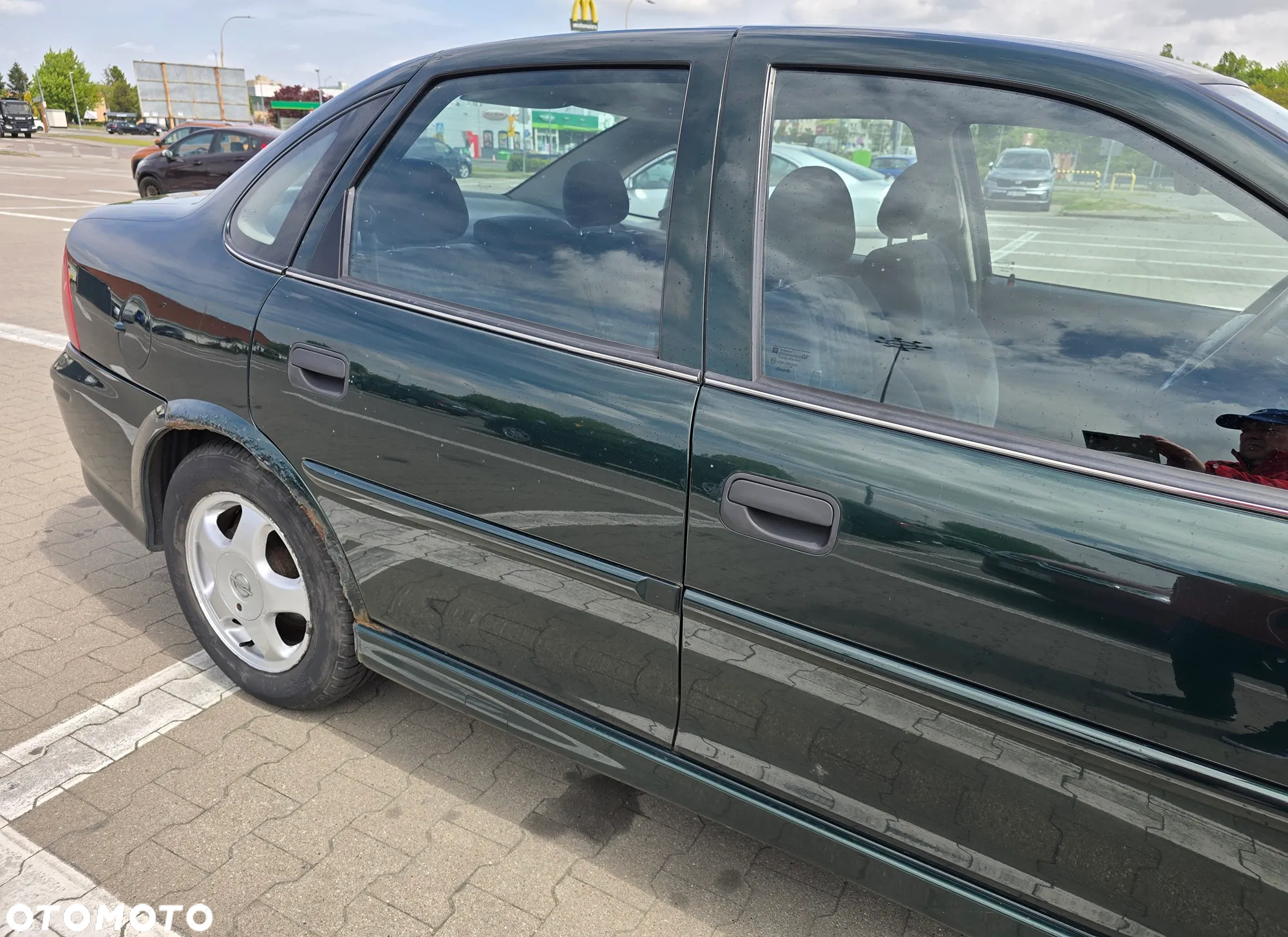 Opel Vectra 1.6 GL Plus - 8