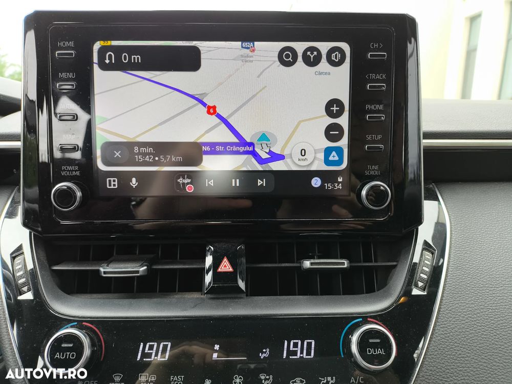 Toyota Corolla 1.8 Business Edition - 14