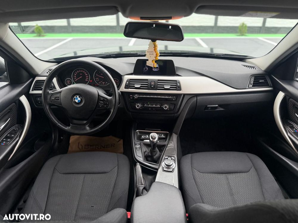BMW Seria 3 318d - 12