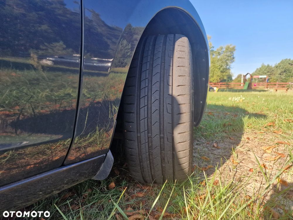 Volvo V60 D5 AWD Momentum - 16