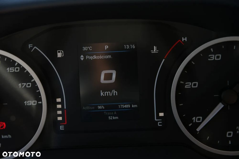Iveco DAILY 35-180 3.0 Diesel 180KM * SKRZYNIA * HiMATIC * FULL BOGATE! * IDEALNY STAN! - 30