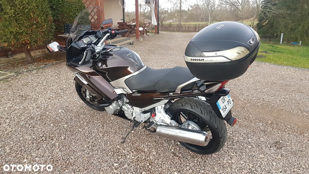 Yamaha FJR - 12