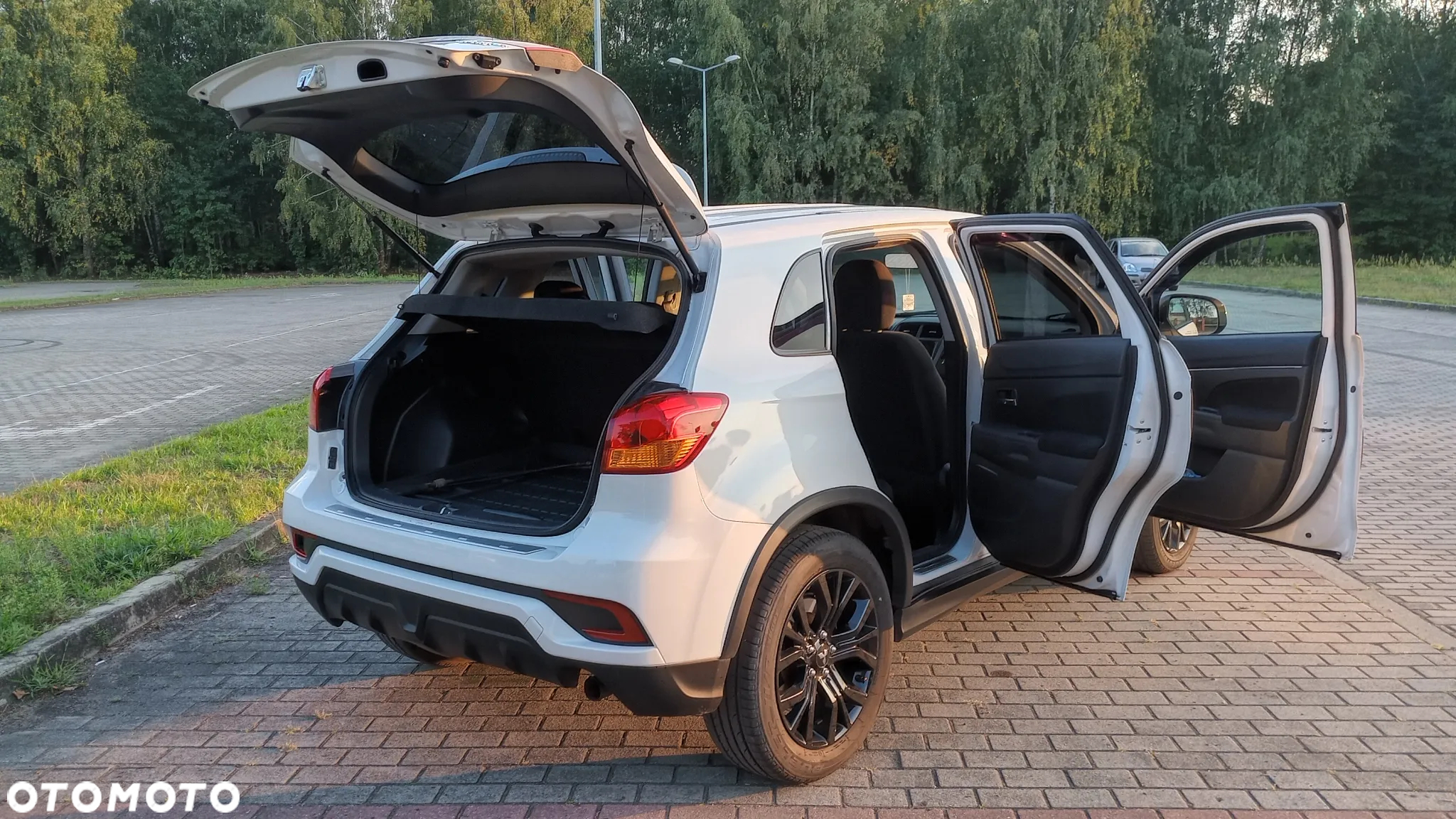 Mitsubishi ASX 2.0 Invite 4WD CVT - 13