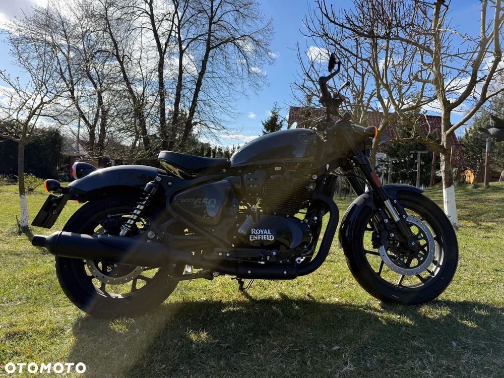 Royal Enfield Shotgun - 2