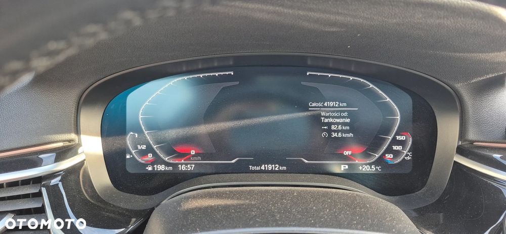 BMW Seria 5 520d xDrive Touring M Sport Edition - 9