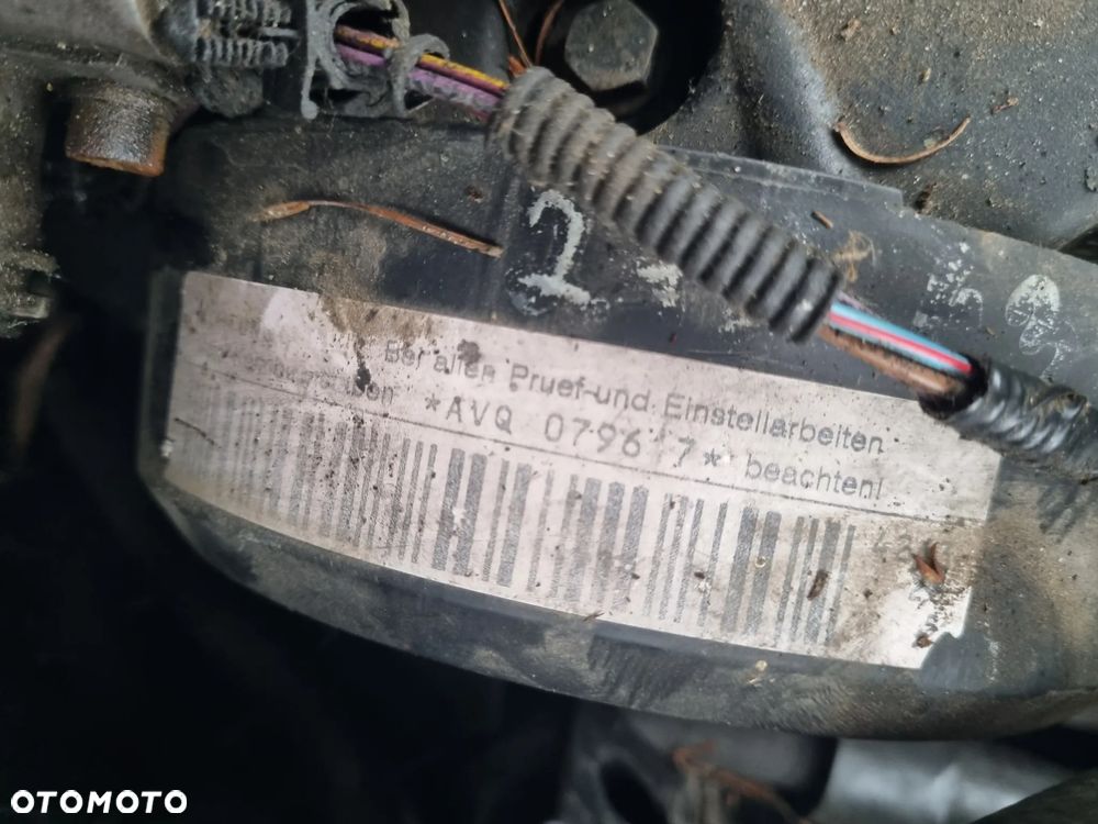 VW touran 1.9 tdi BKC/AVQ skrzynia 5b GQQ lakier LC9Z na części - 5