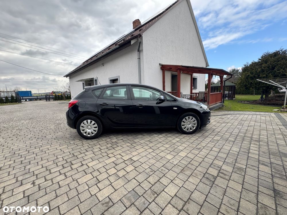 Opel Astra 1.6 Style - 8