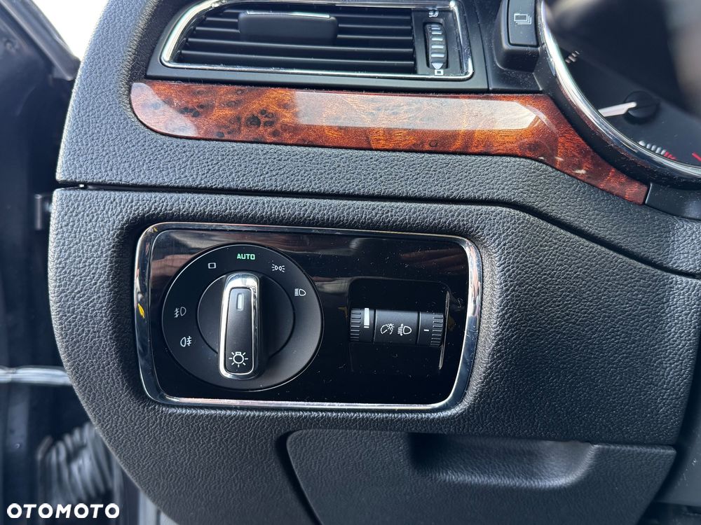 Skoda Superb 1.8 TSI Elegance - 18