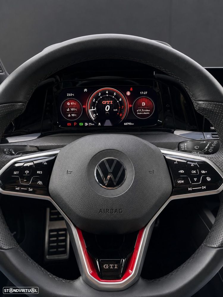 VW Golf 2.0 TSI GTI DSG - 11