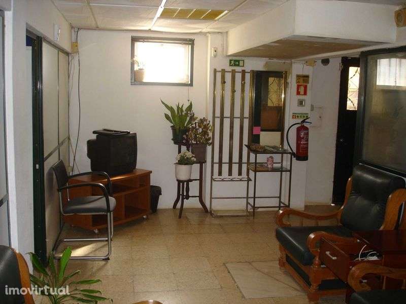 CASCAIS / Castelhana - Espaço Multifuncional c/210m2 - Grande imagem: 5/12