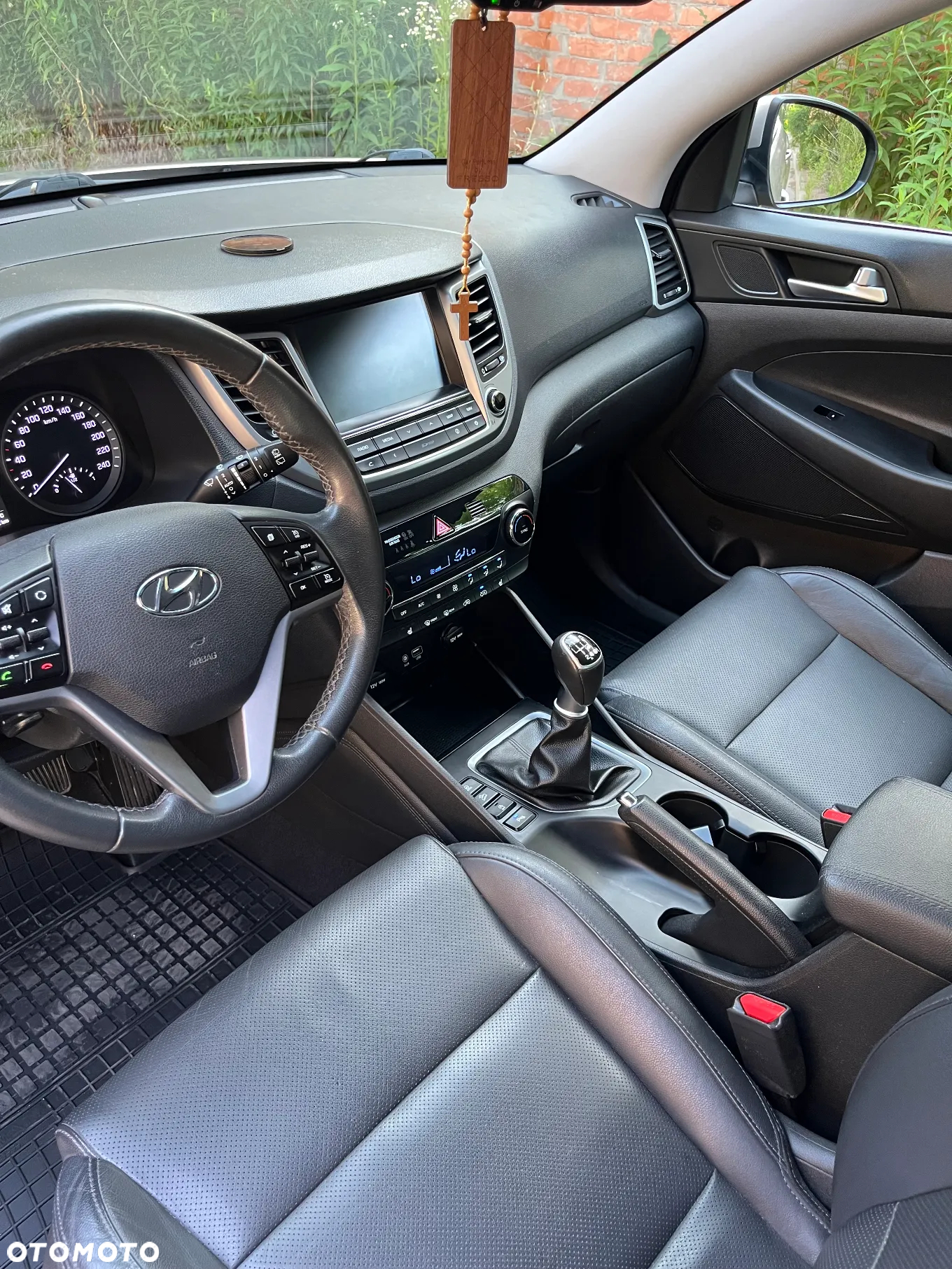Hyundai Tucson 1.7 CRDI BlueDrive Comfort 2WD - 23