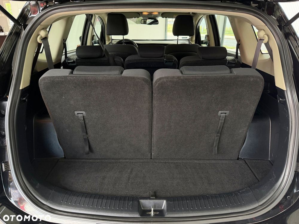 Kia Carens 1.7 CRDi Edition 7 - 14