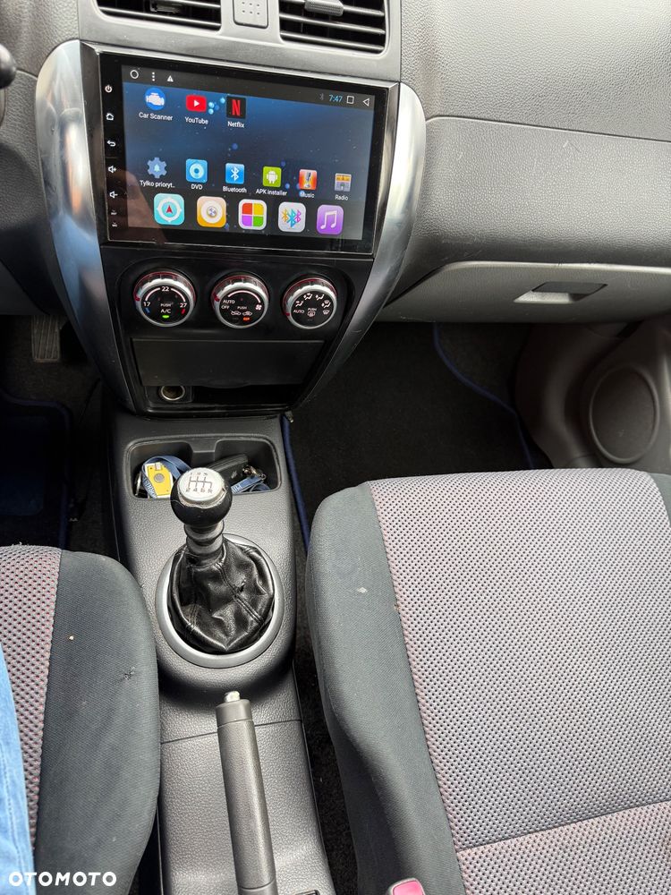 Suzuki SX4 - 7