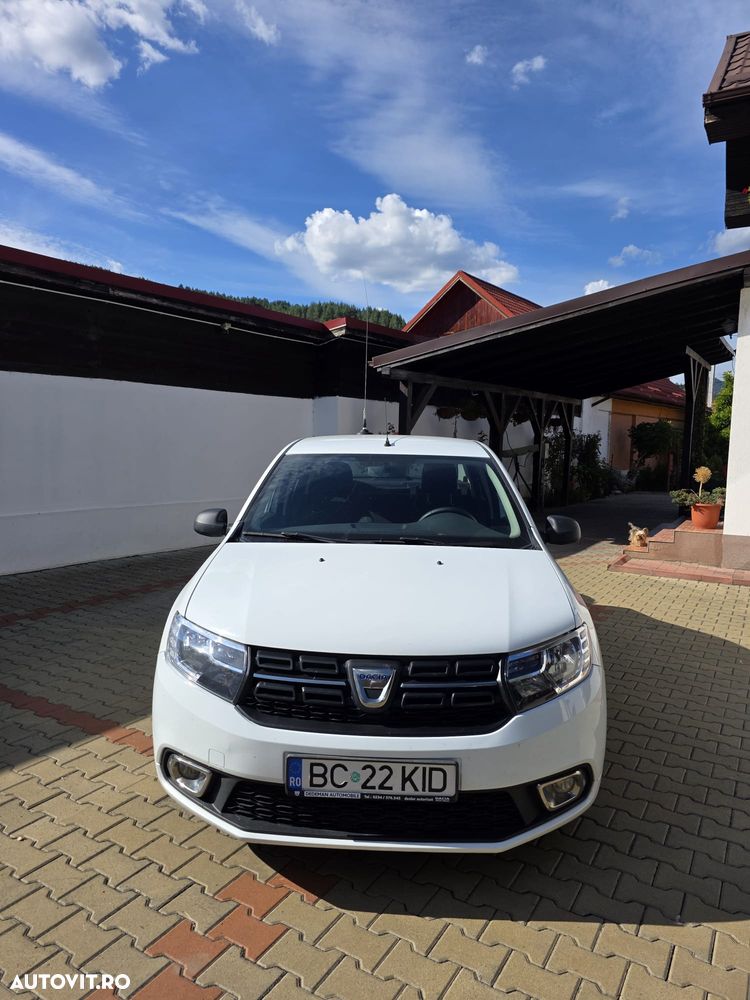 Dacia Logan TCe 90 Essential - 1