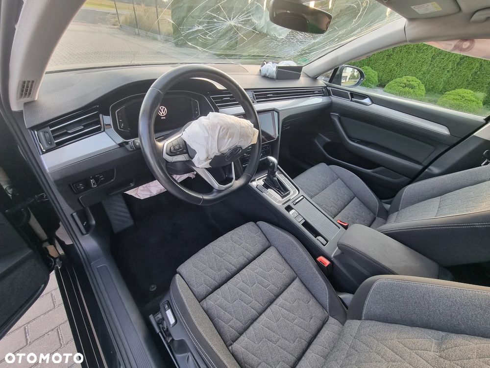 Volkswagen Passat Variant 2.0 TDI SCR DSG Business - 11