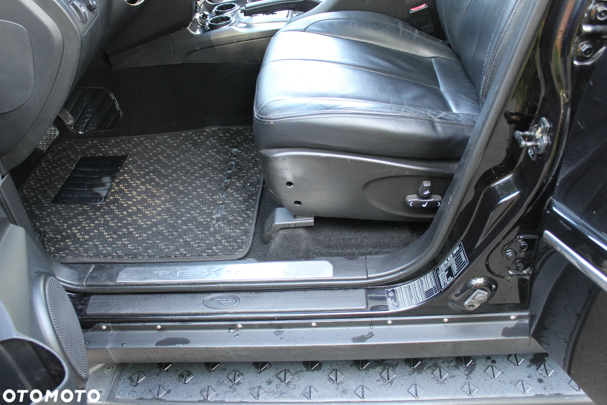 SsangYong/KGM Rexton 270 XDi Quartz - 15