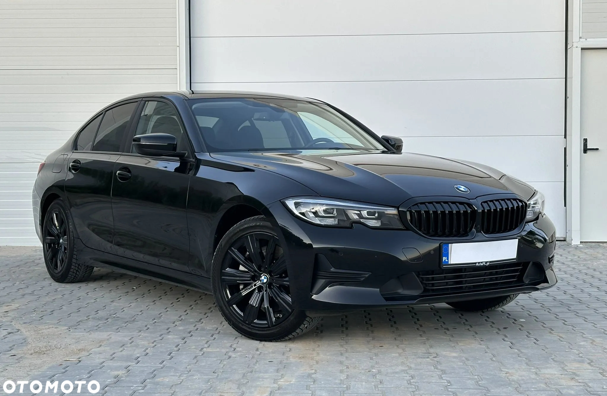 BMW Seria 3 330i Sport - 8