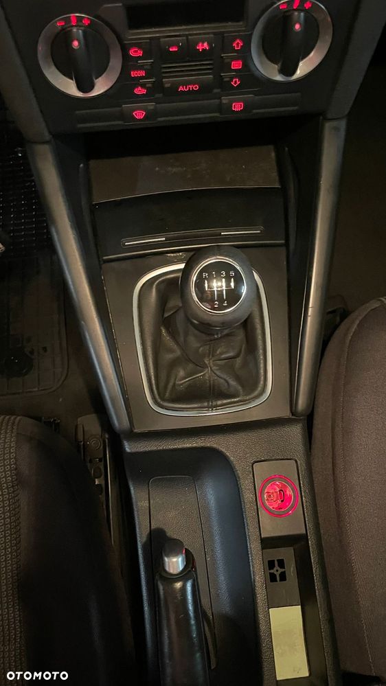 Audi A3 Sportback - 6