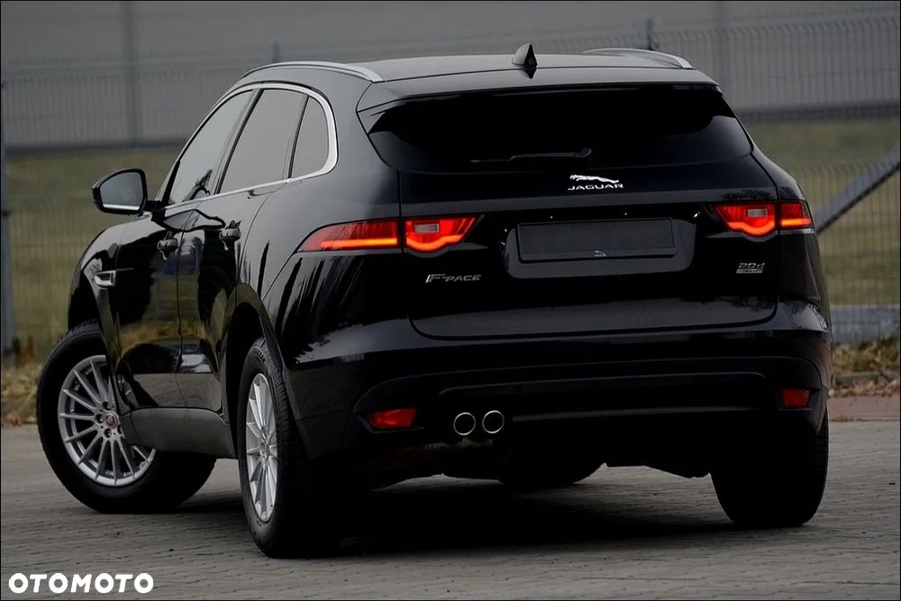 Jaguar F-Pace 2.0 i4D AWD Prestige - 3