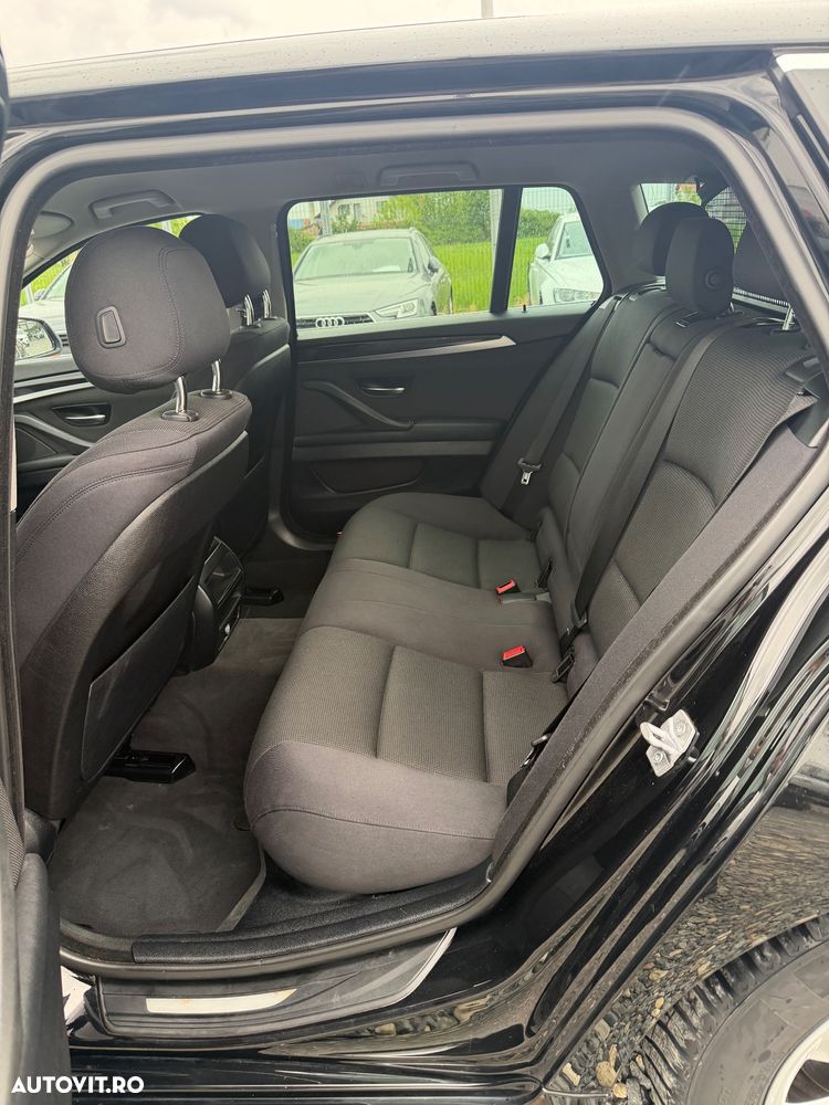 BMW Seria 5 520d Aut. Luxury Line - 10