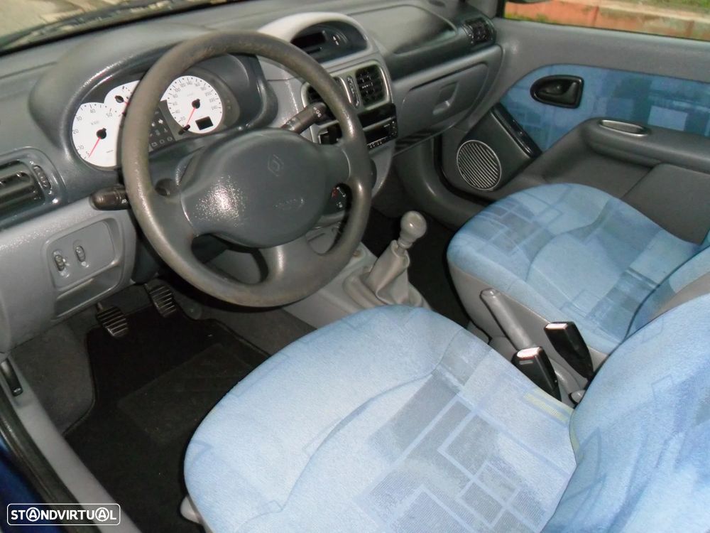 Renault Clio 1.2 MTV - 16