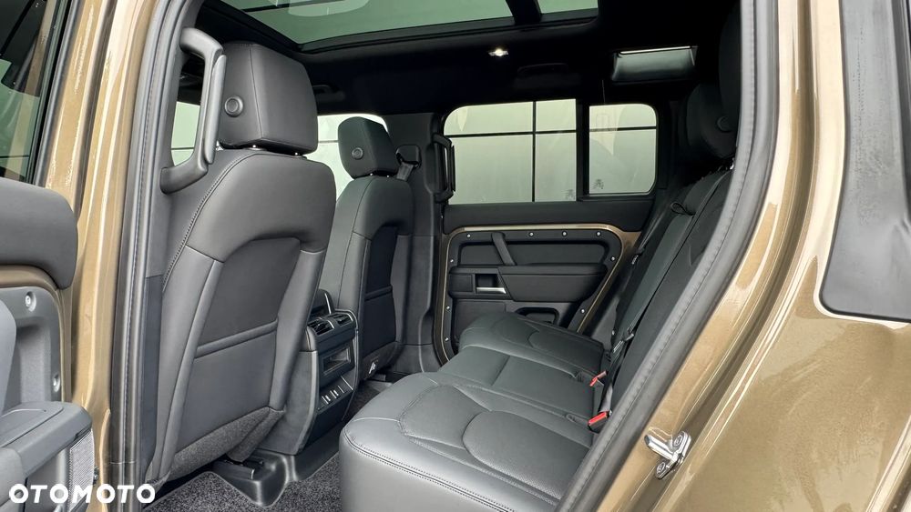 Land Rover Defender 3.0 D350 mHEV X-Dynamic SE - 10