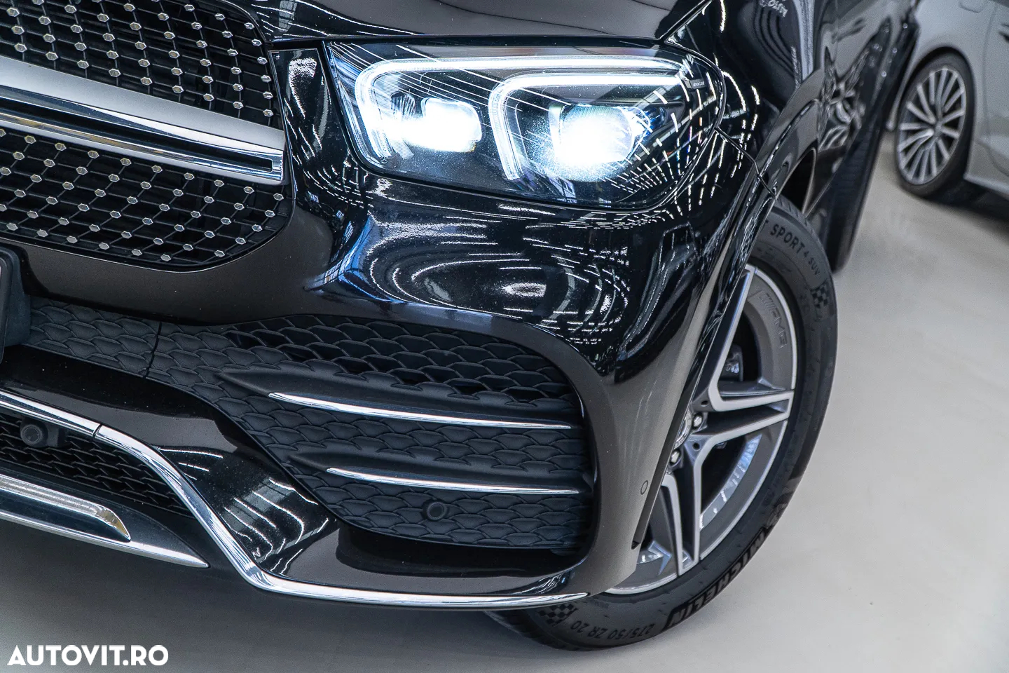 Mercedes-Benz GLE 350 d 4Matic 9G-TRONIC AMG Line - 39
