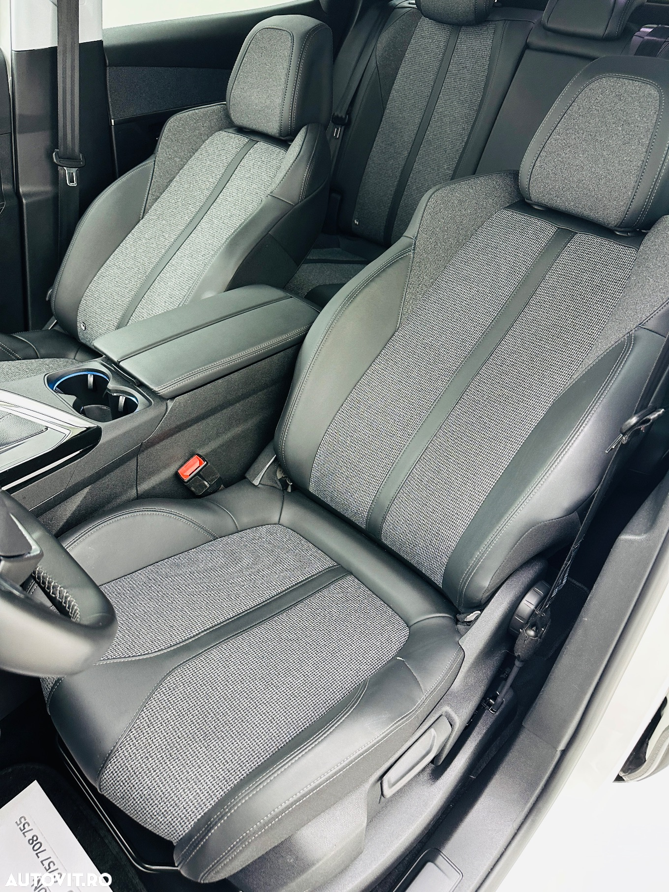 Peugeot 3008 PureTech 130 Stop & Start GPF Active Pack - 18