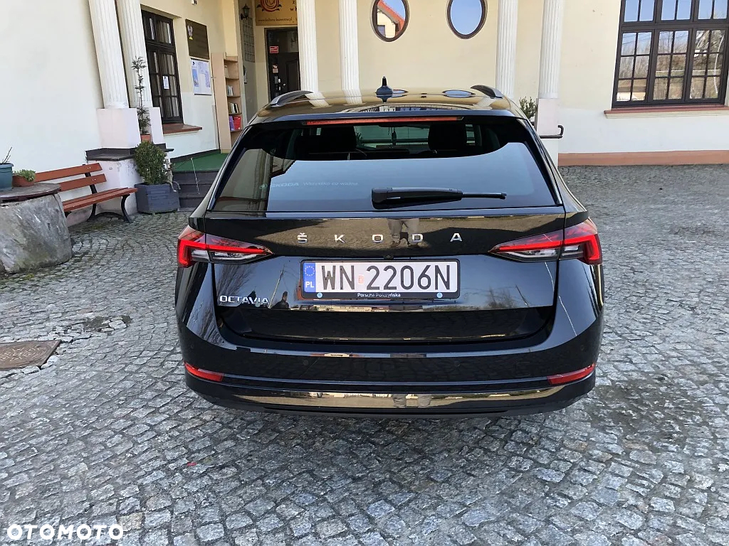 Skoda Octavia 2.0 TDI Ambition DSG - 5