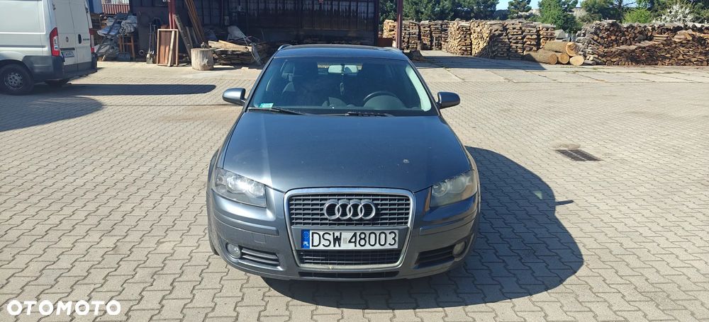 Audi A3 Sportback 2.0 TDI Ambiente - 1
