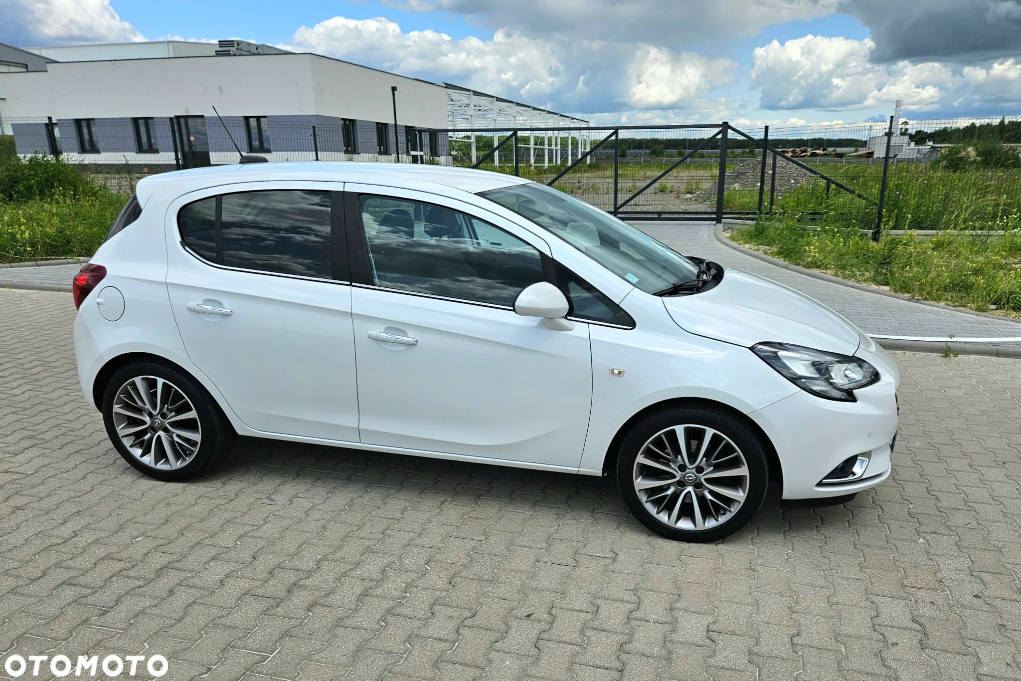 Opel Corsa 1.4 T Cosmo S&S - 1