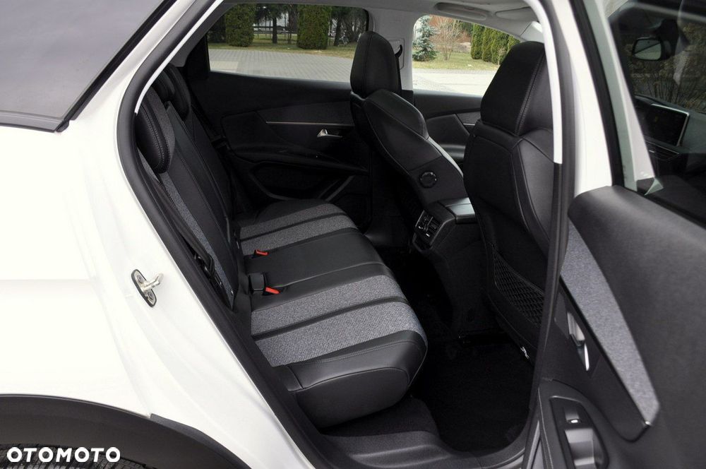 Peugeot 3008 - 19