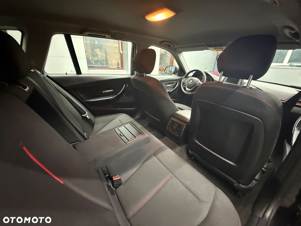 BMW Seria 3 - 12