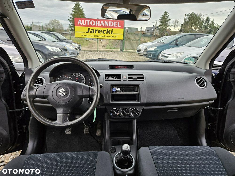 Suzuki Swift - 12