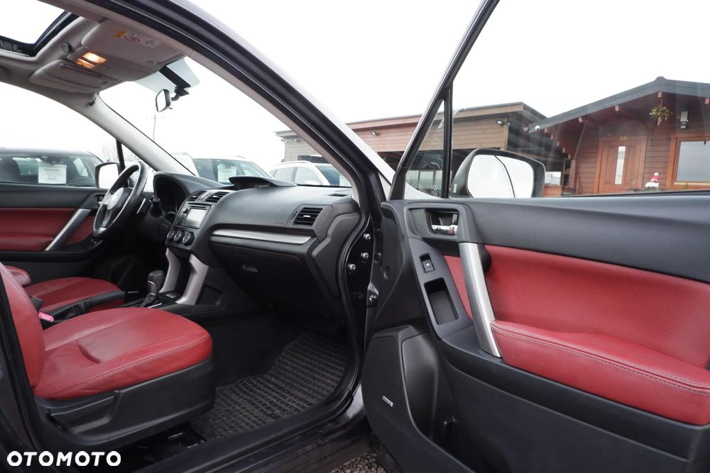 Subaru Forester 2.0XT Platinum Lineartronic - 3