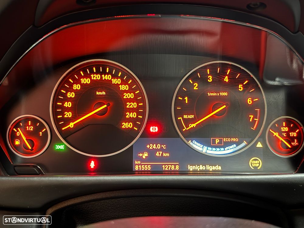BMW 330 e iPerformance Line Luxury - 17