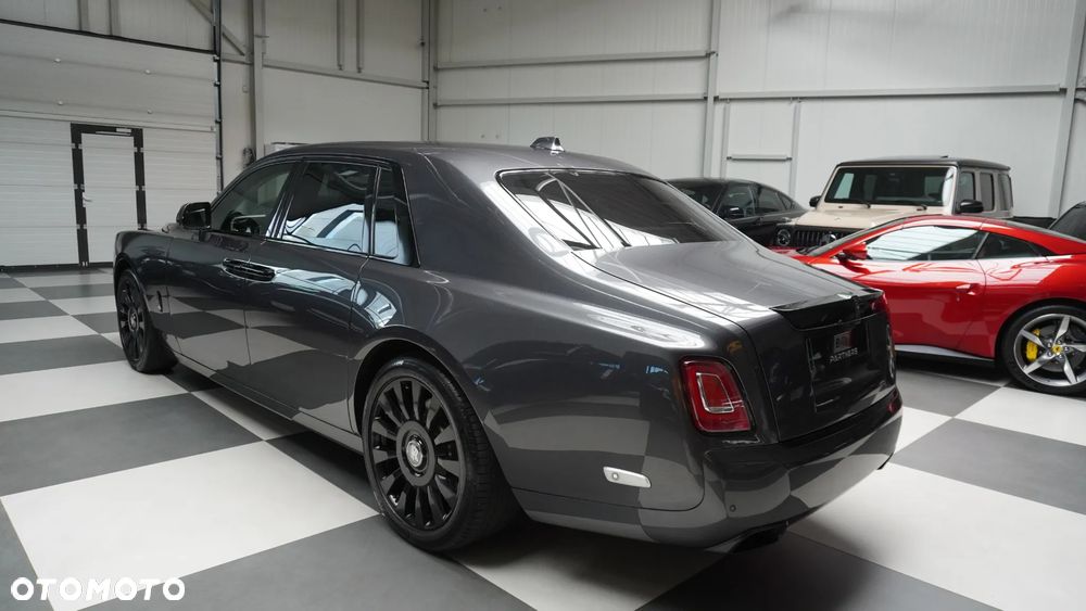 Rolls-Royce Phantom Standard - 3