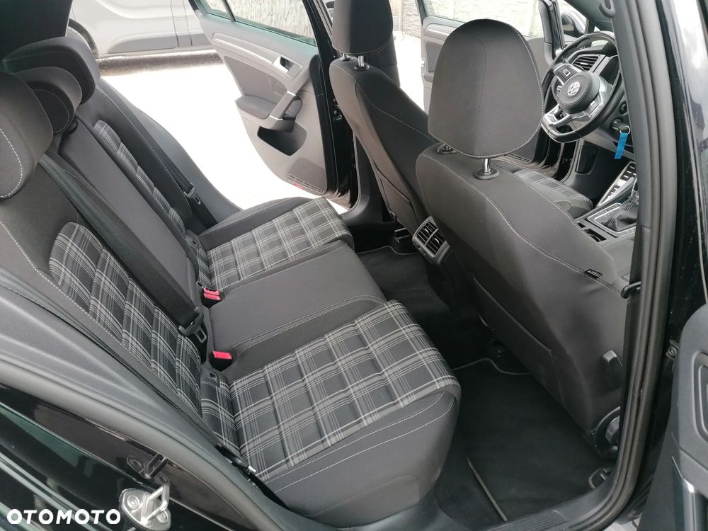 Volkswagen Golf GTD (BlueMotion Technology) DSG - 27