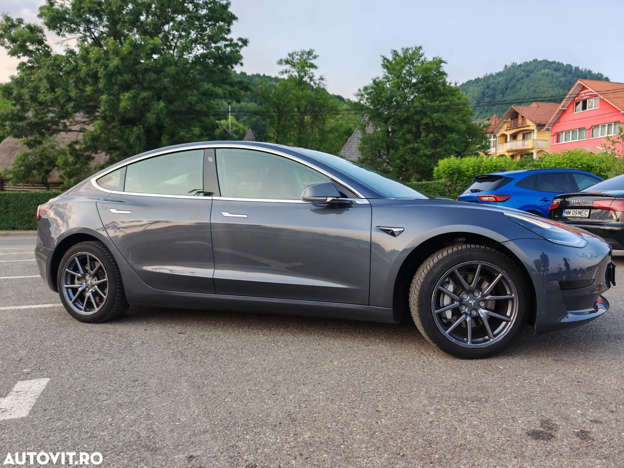 Tesla Model 3 Standard Reichweite Plus Hinterradantrieb - 7