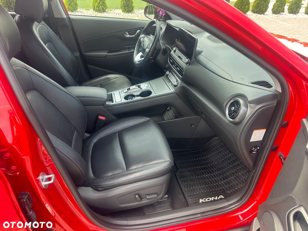 Hyundai Kona 65kWh Executive Plus - 4