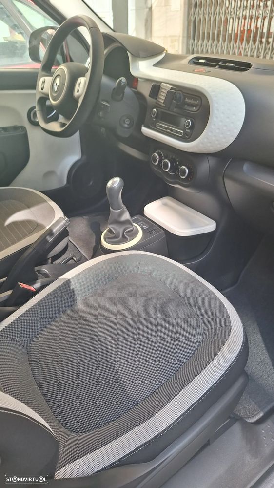 Renault Twingo — fotografia 11
