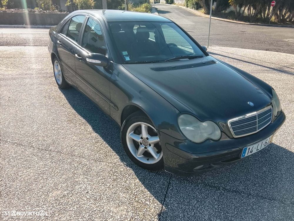Mercedes-Benz C 200 - 5