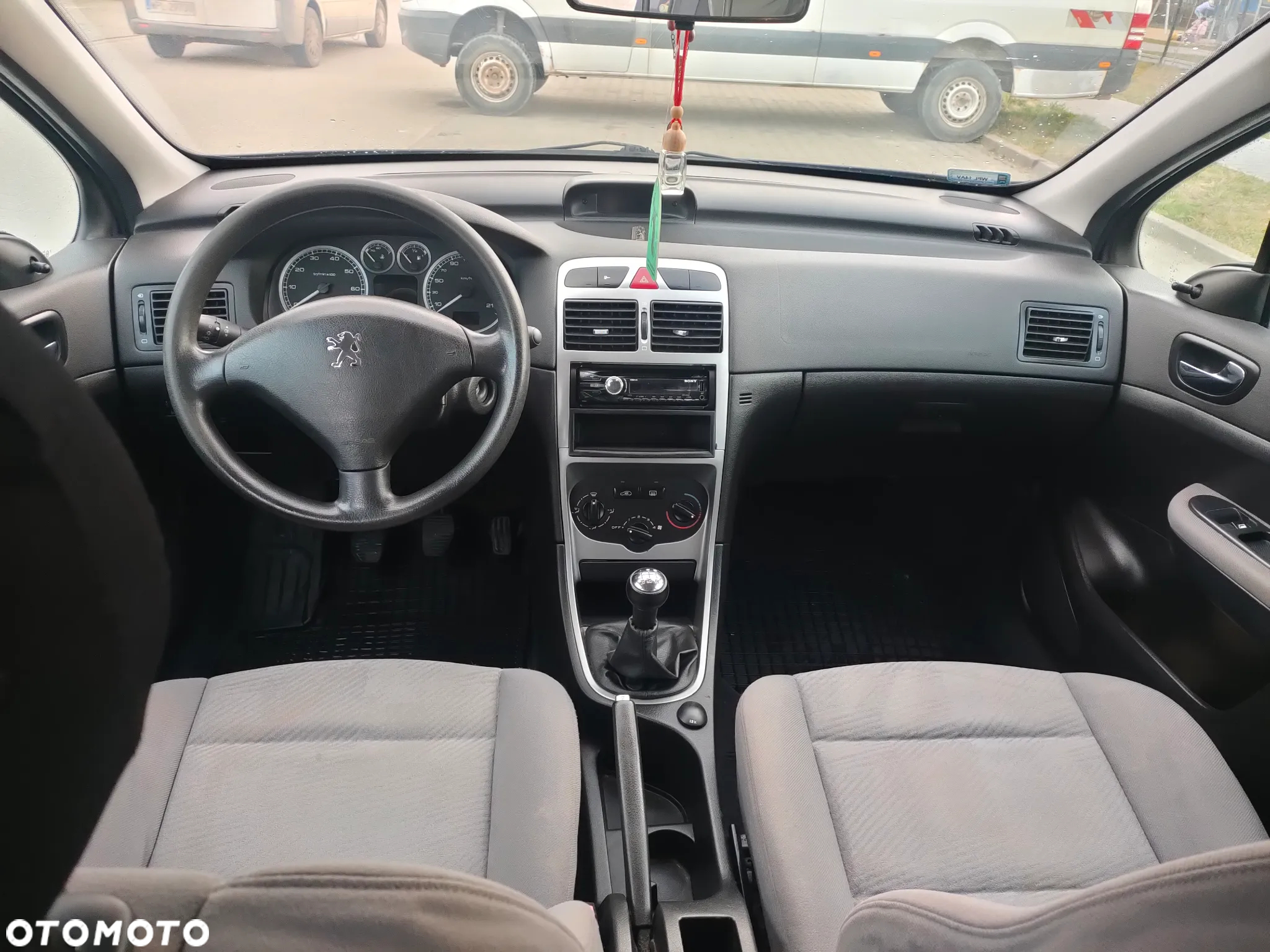 Peugeot 307 1.4 XR - 12