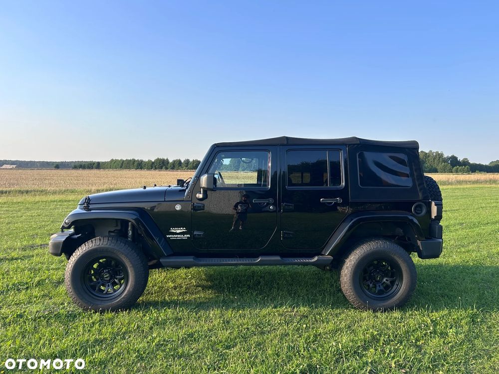 Jeep Wrangler 3.6 Unlim Sahara - 3