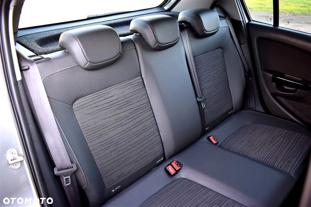 Opel Corsa 1.4 16V Active - 18