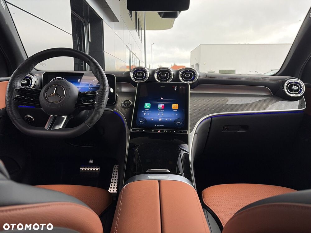 Mercedes-Benz GLC - 12
