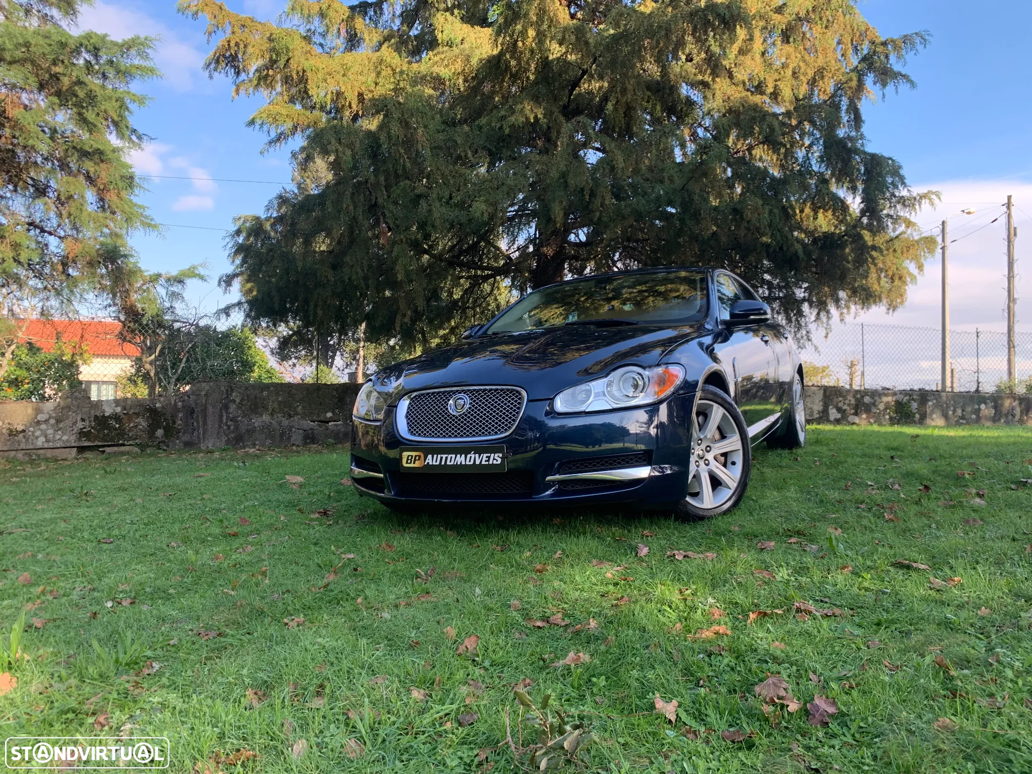 Jaguar XF 3.0 D V6 Premium Luxury - 10