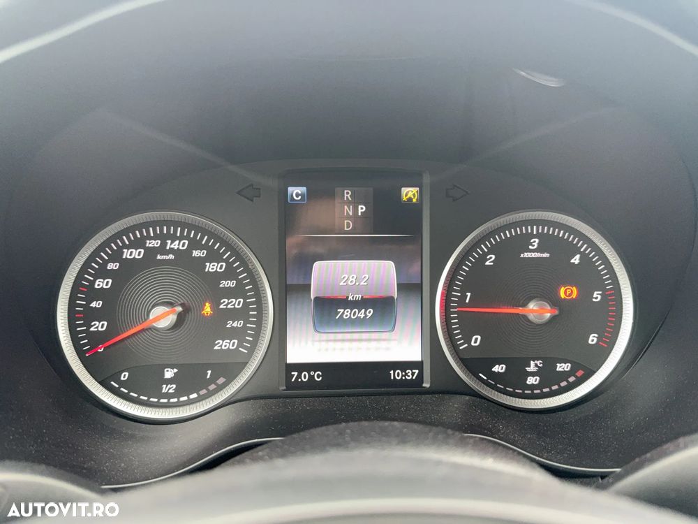 Mercedes-Benz C - 10